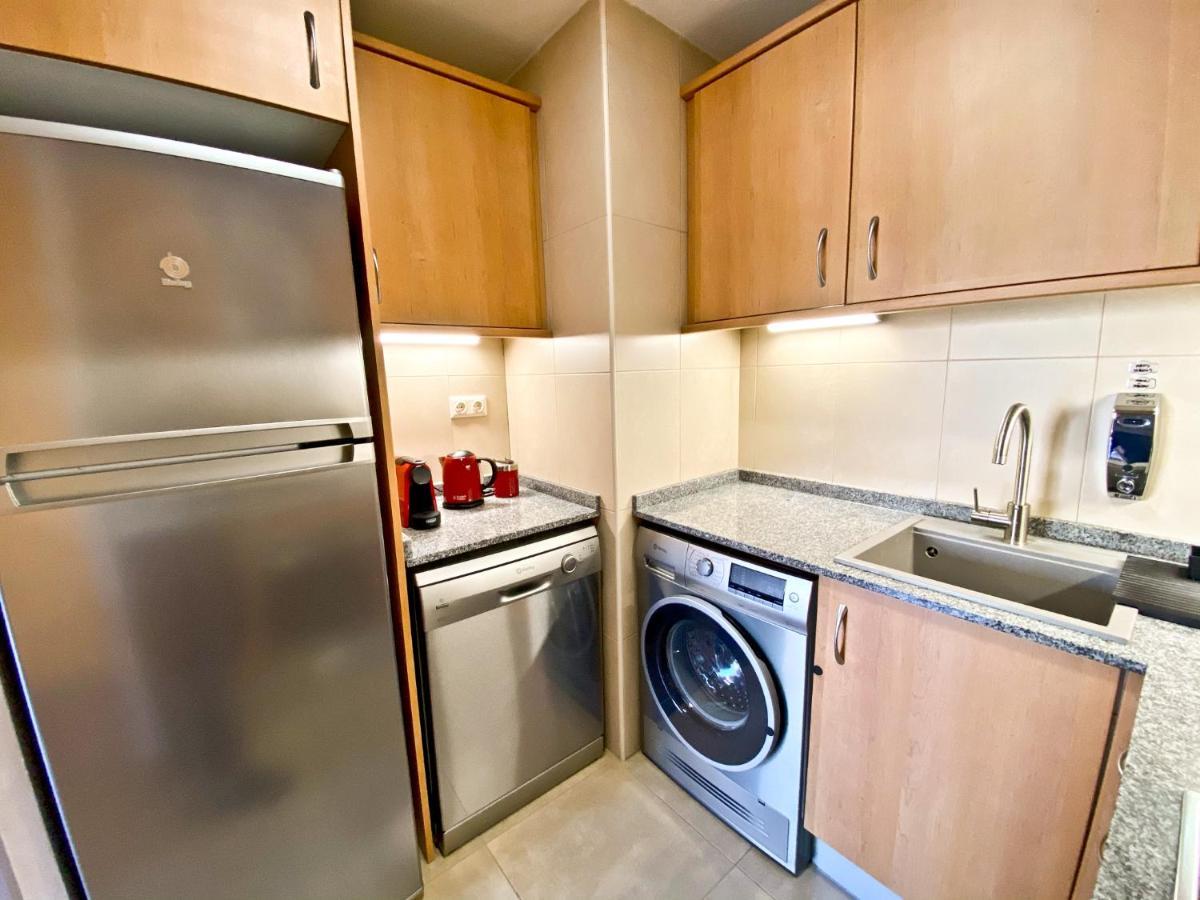 Urban Manresa-City Center Apartment With Balcony Buitenkant foto